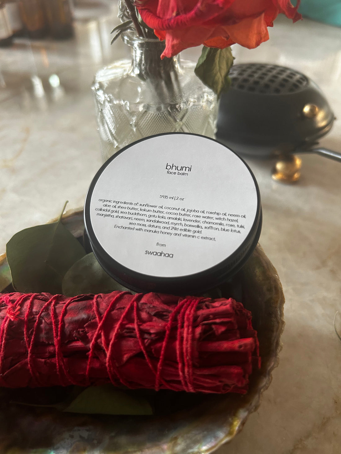 bhumi 24kt gold face balm